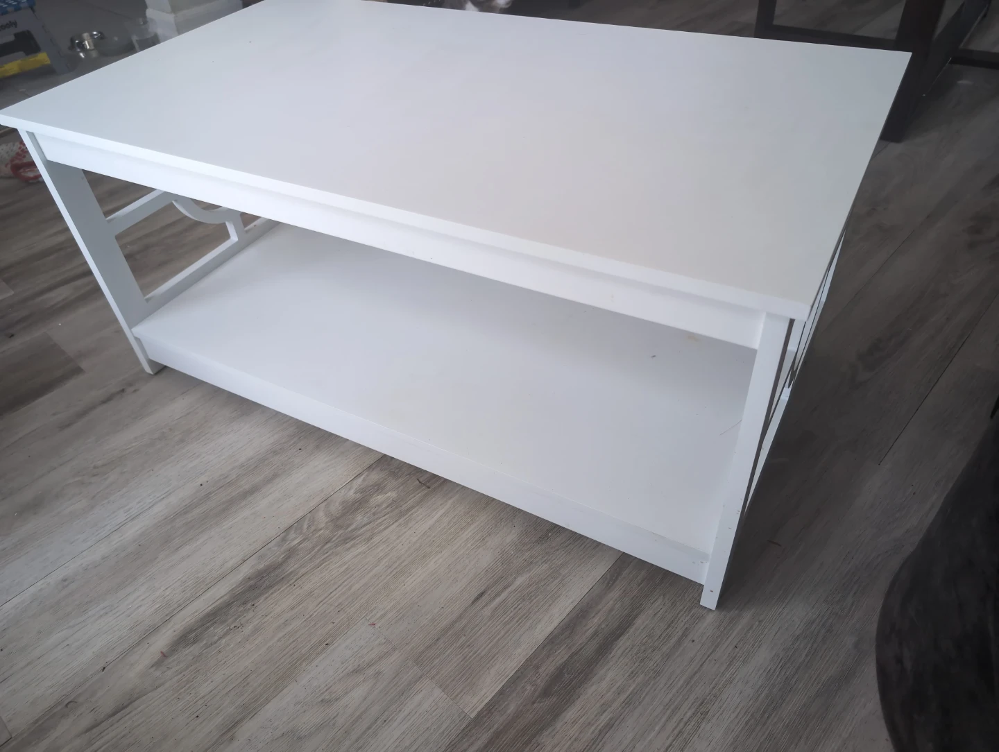 White Coffee Table with shelf