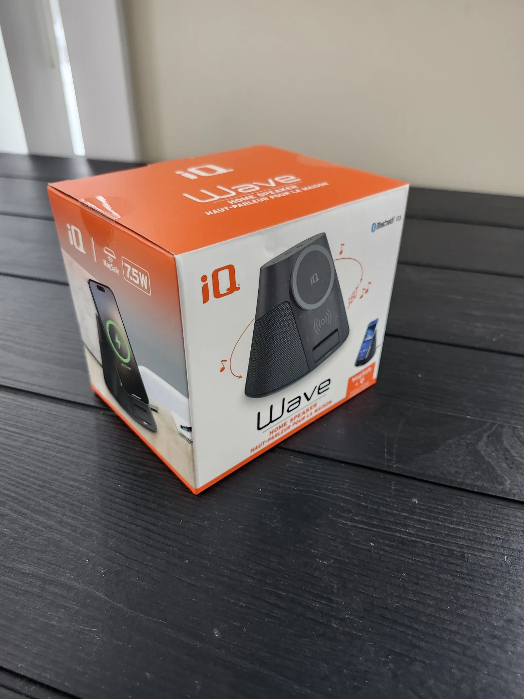 iQ Wave Home Speaker with MagSafe 7.5W