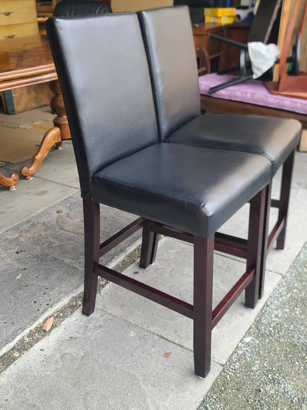 Set of 2 Black Faux Leather Counter Stools - photo 2