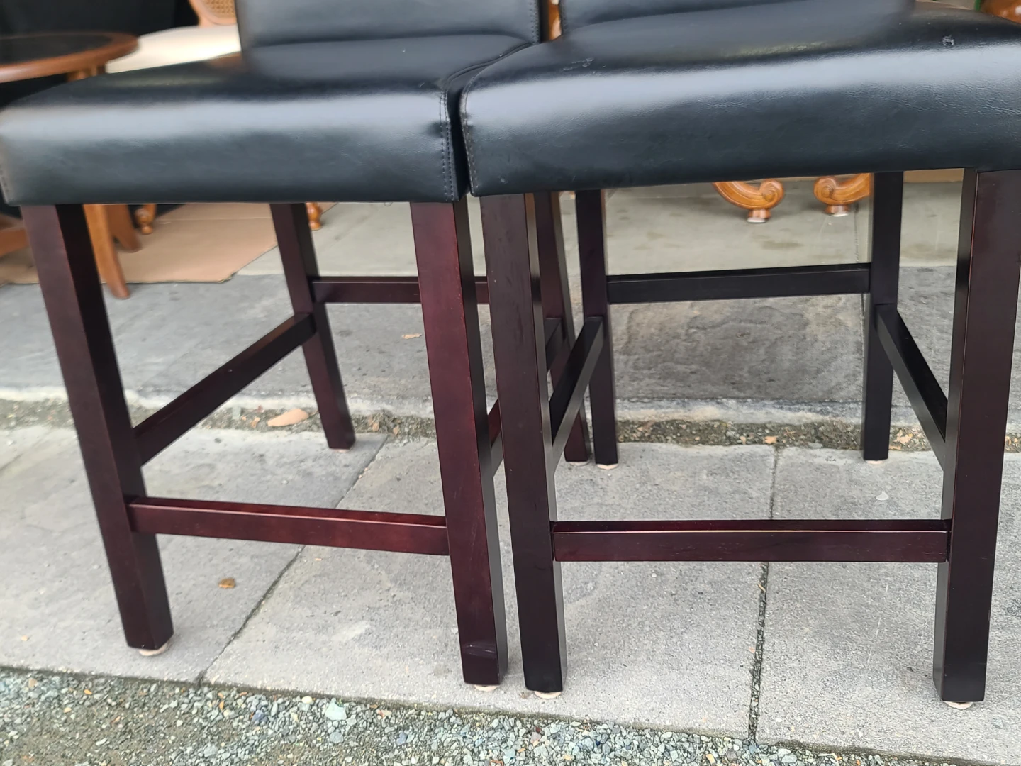 Set of 2 Black Faux Leather Counter Stools - photo 5