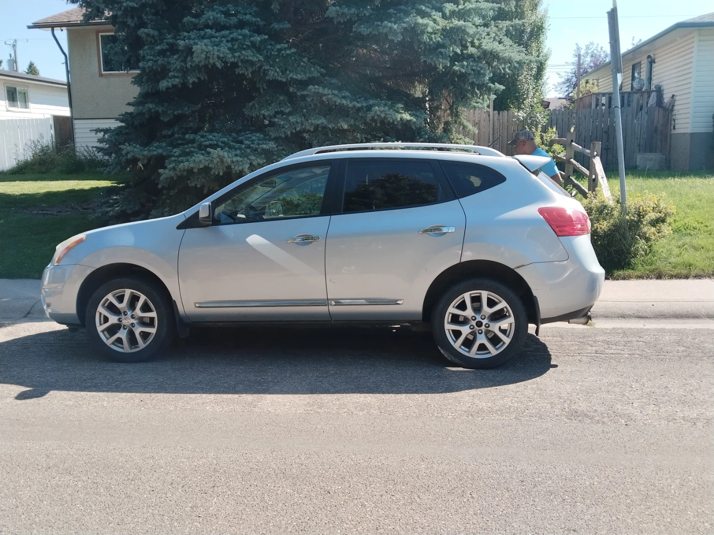 Nissan Rogue 2011 - photo 2