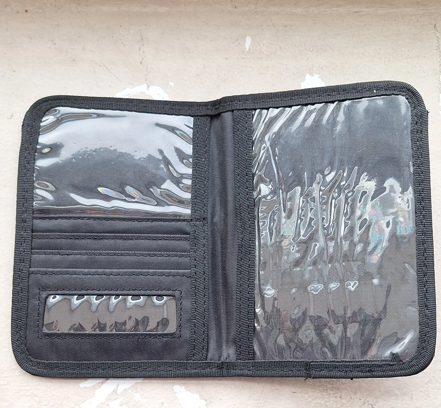Black Bi-Fold Passport/Card Holder🏆