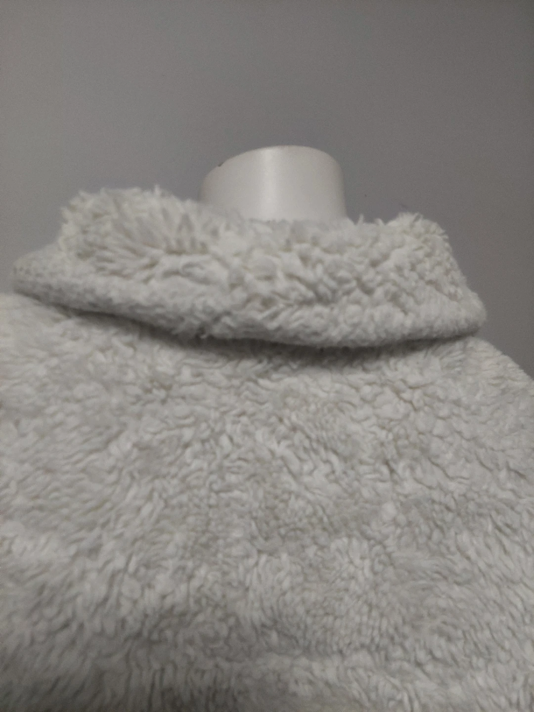 Women White Fuzzy Zip-Up Jacket  🥕 - photo 4