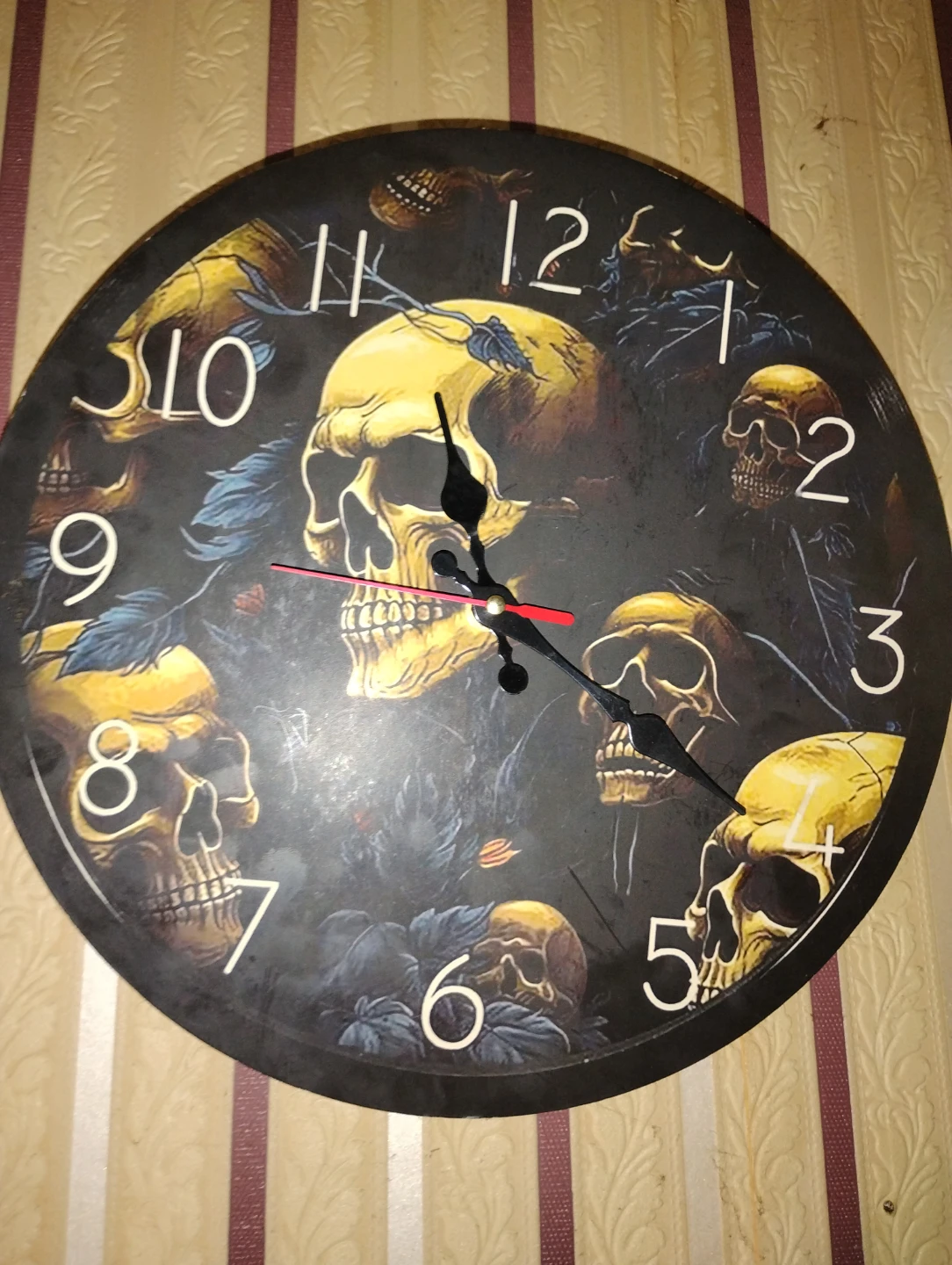 Skull Themed Wall Clock