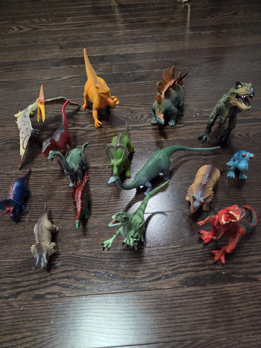 Dinosaur Toy Set – Great Condition 🦖