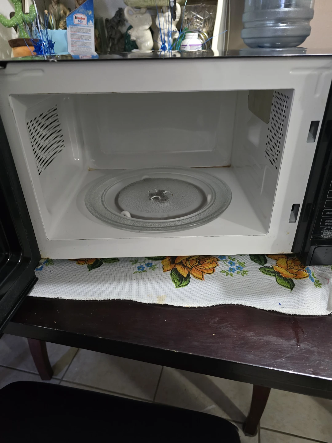 Black Countertop Microwave