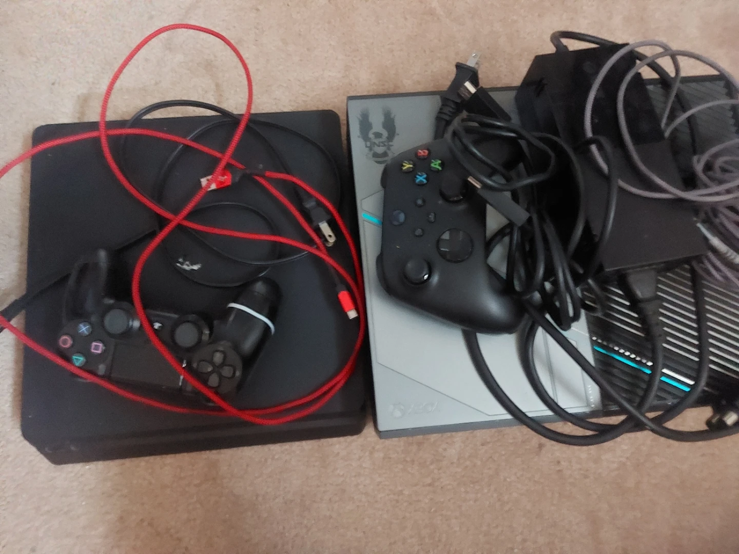 PlayStation 4 and Xbox One Bundle - photo 2