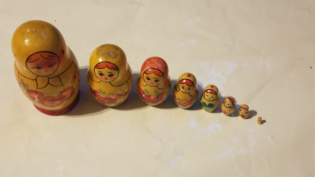 Set of 7 Hand-Painted Wooden Nesting Dolls - photo 5