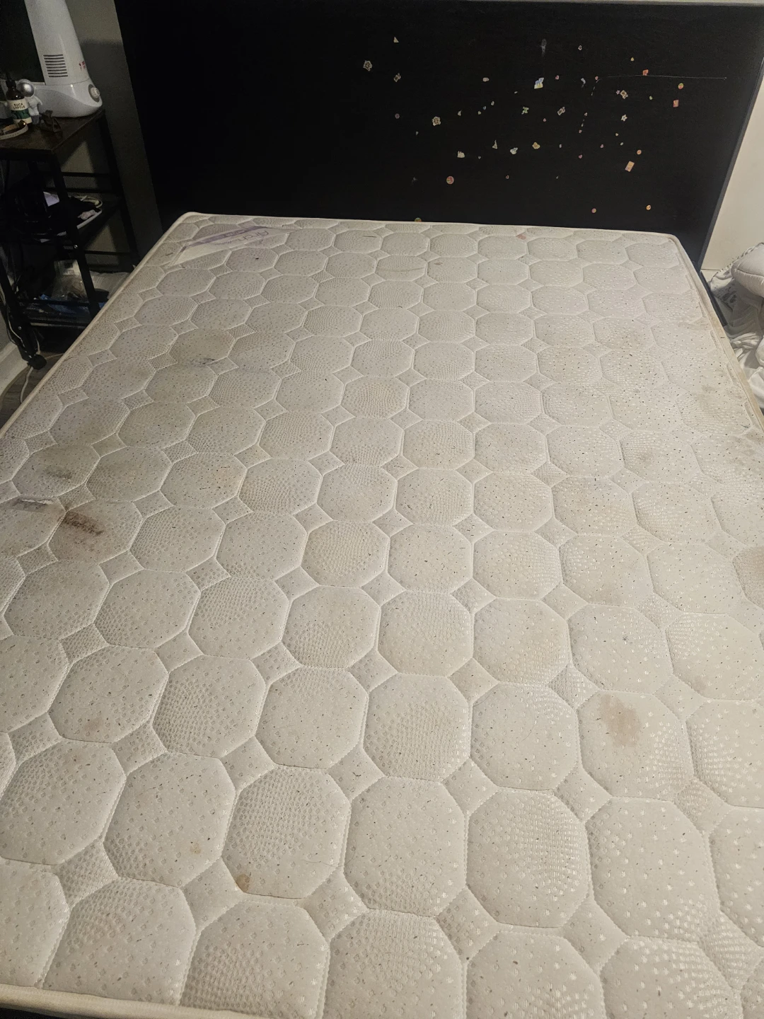 Queen bed frame with Arch firm Mattress and topper - photo 2