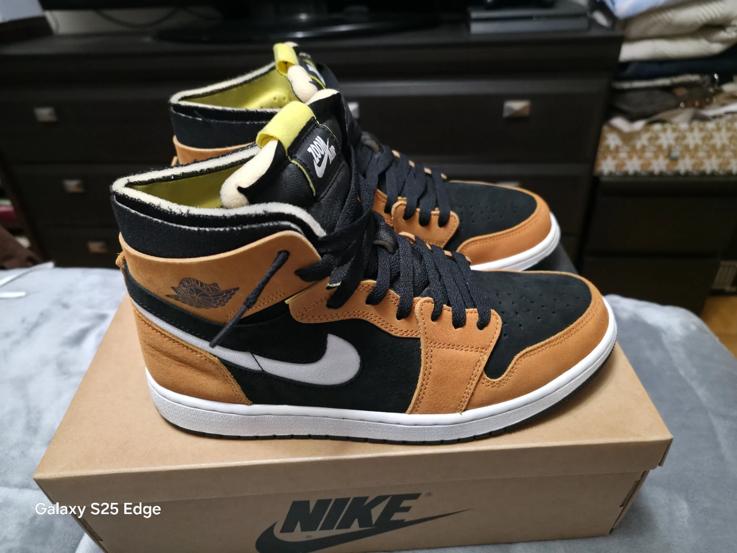 Nike Air Jordan 1 Zoom CMFT "Cider" High Top Sneakers - photo 5