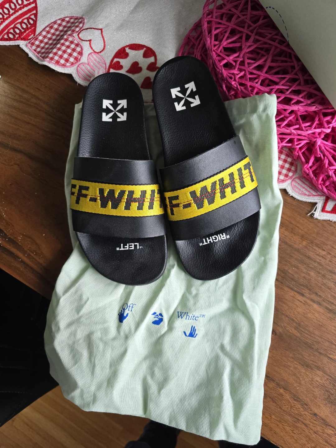 Authentic off white pool slides - photo 4