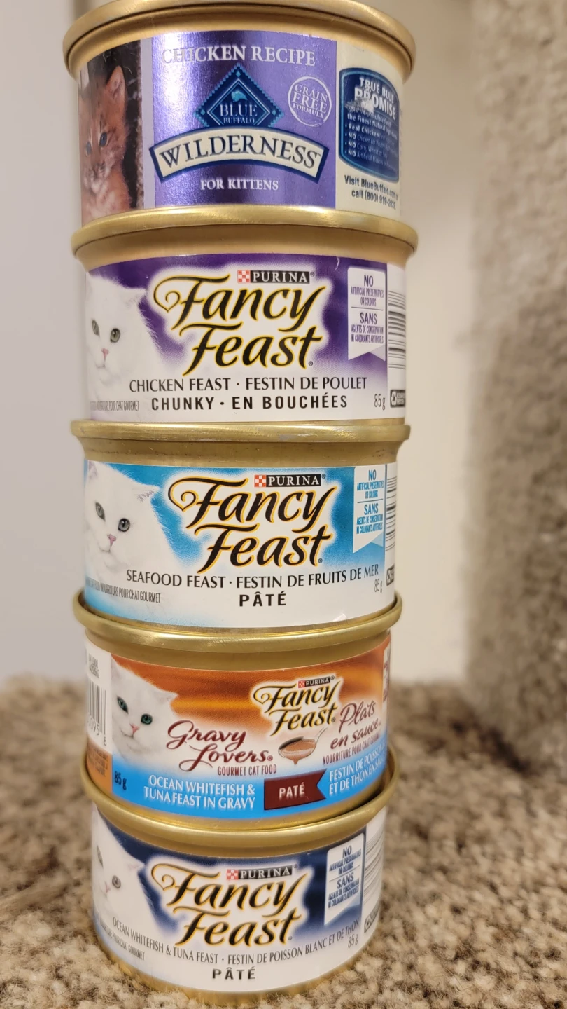 Purina Fancy Feast Cat Food Variety + bonus Blue Buffalo