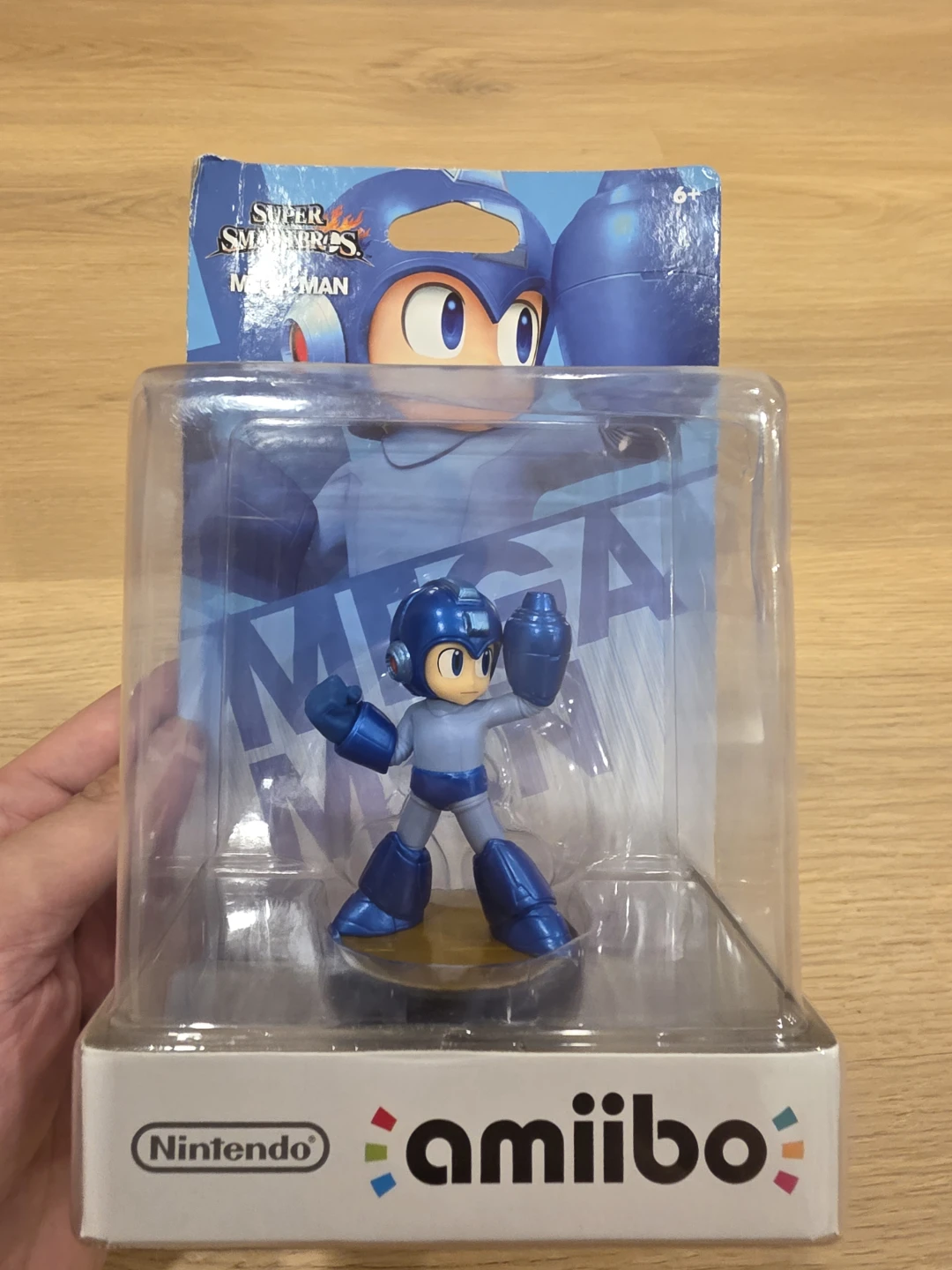 Nintendo Amiibo Super Smash Bros Mega Man Figure