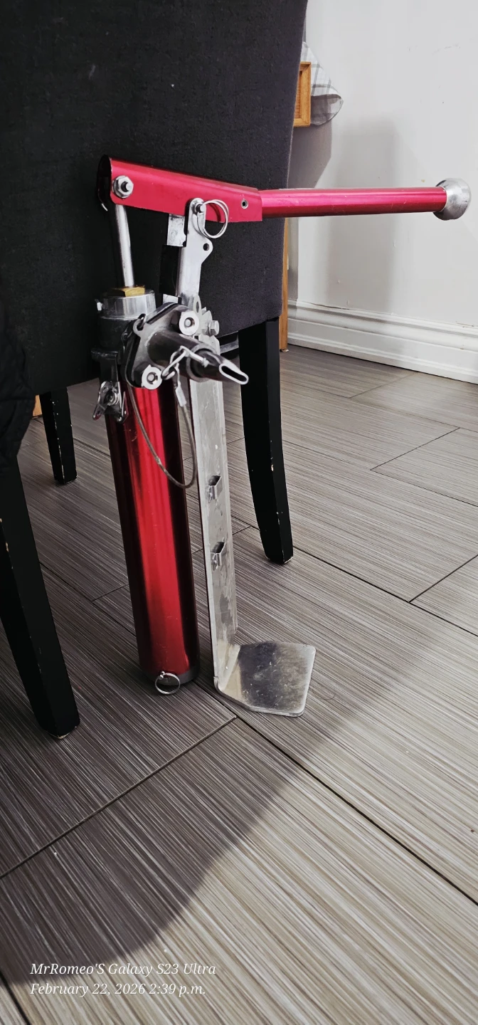 Red Drywall Stilts - photo 2