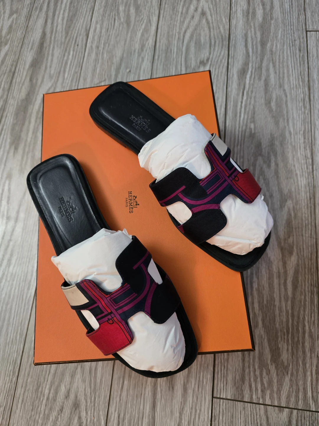 Hermès Paris Oran Sandals