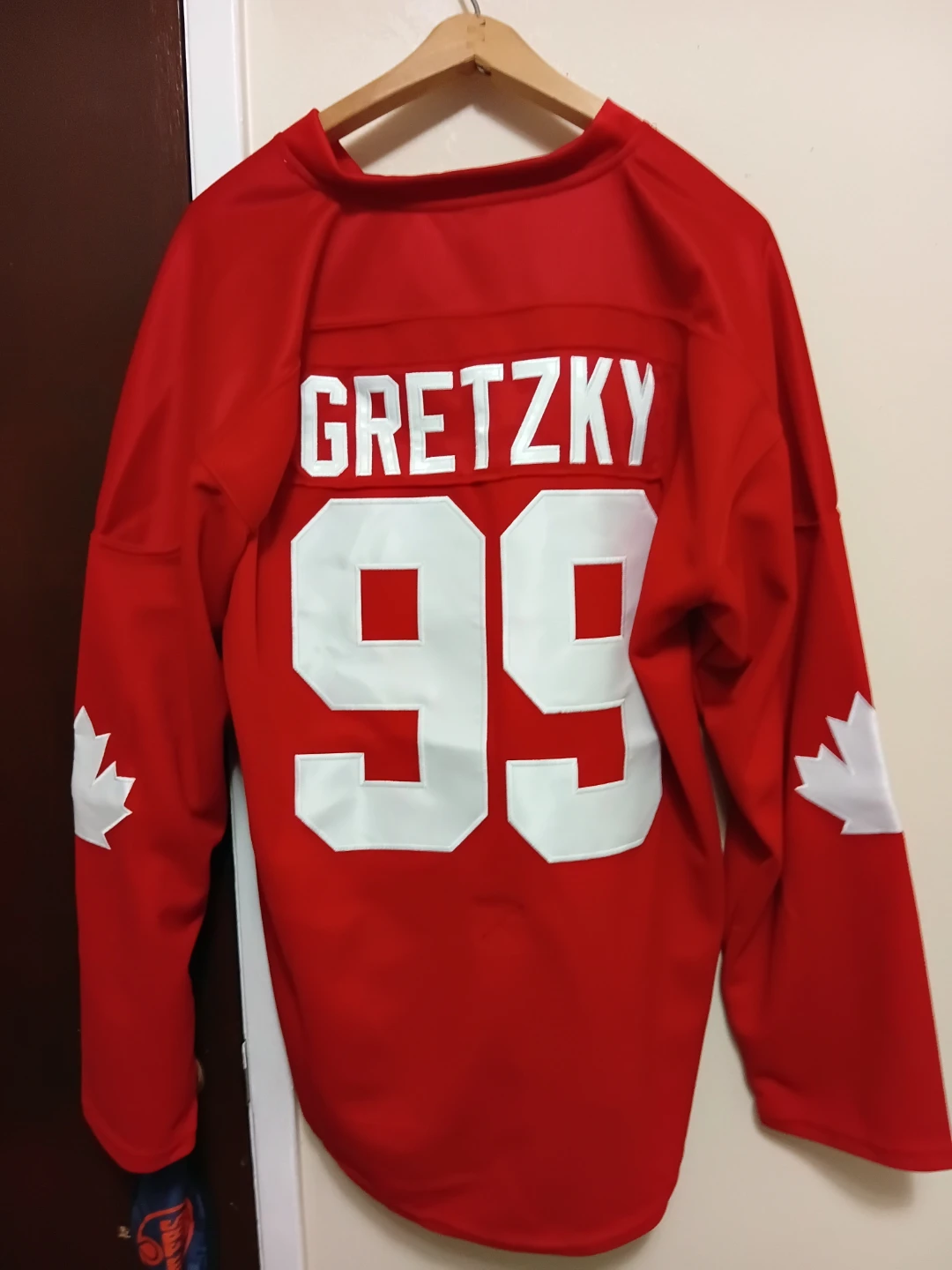 Canada Gretzky 99 Hockey Jersey large