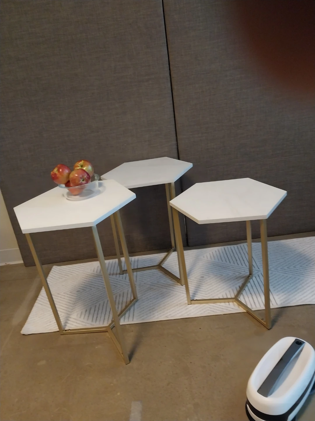 Set of 3 Hexagon Nesting Side Tables - photo 3