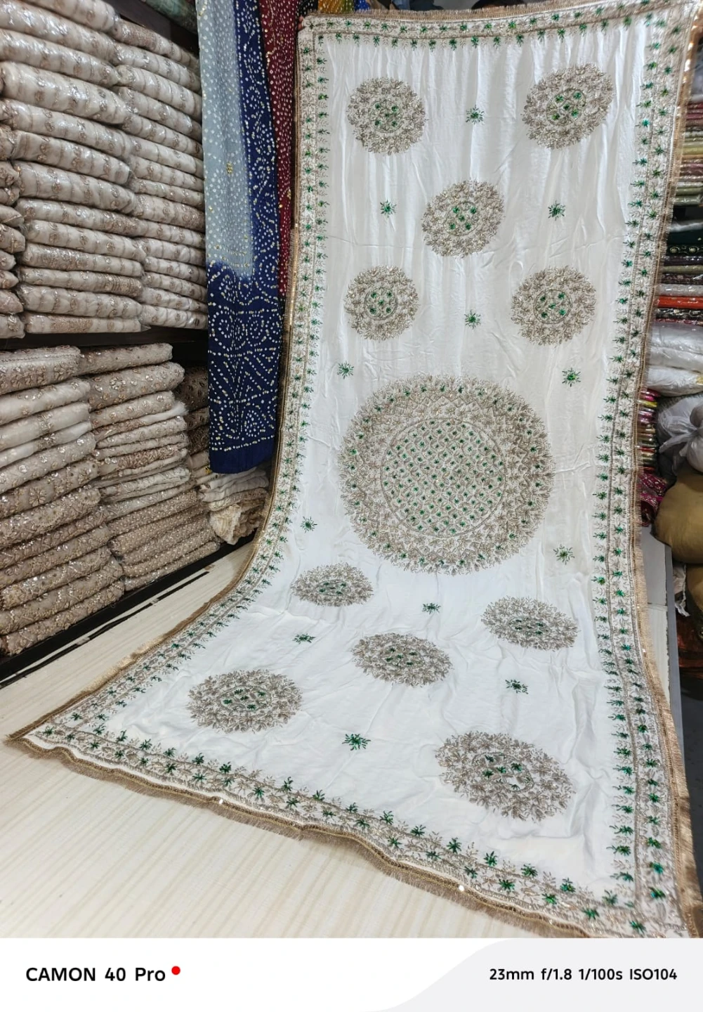 Embellished Dupatta - photo 2