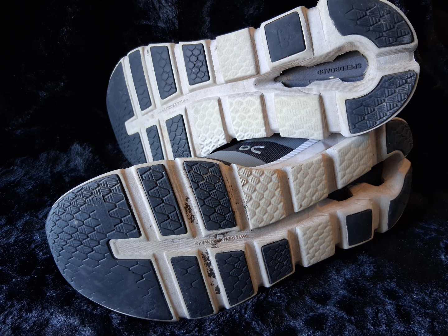 On Cloudflow Running Shoes - photo 4