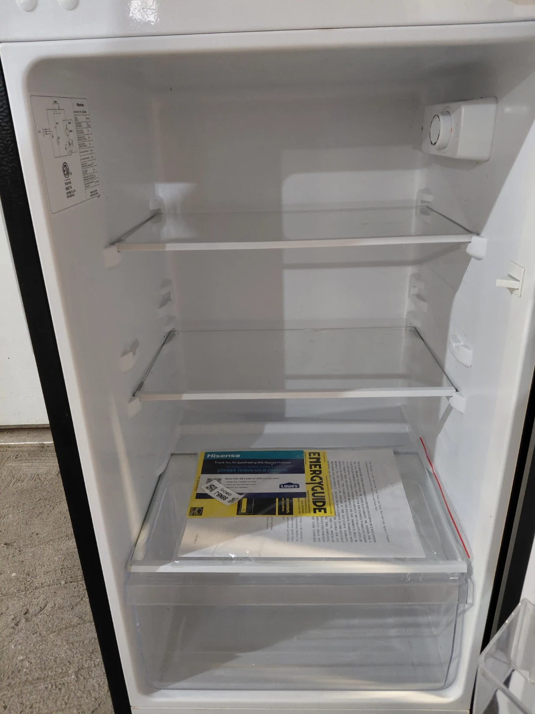 Hisense Compact Refrigerator - photo 3