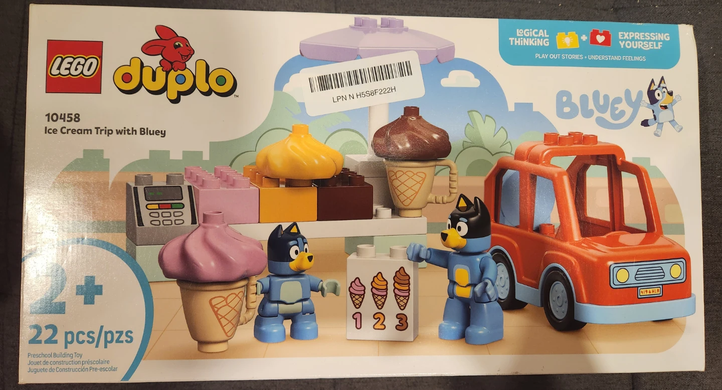 LEGO DUPLO Bluey Ice Cream Trip with Bluey - photo 2