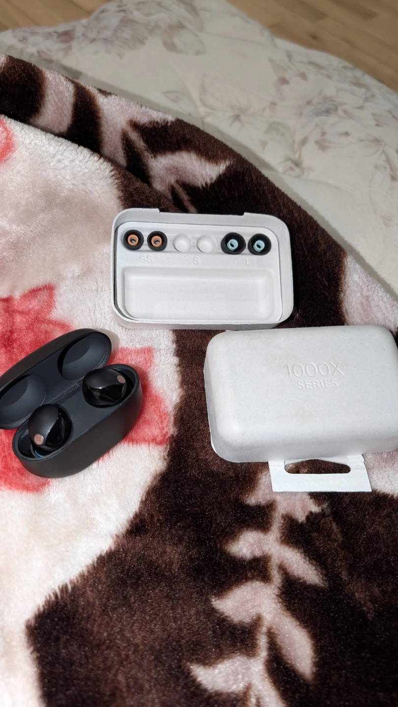 Sony WF-1000XM5 Wireless Earbuds - photo 5