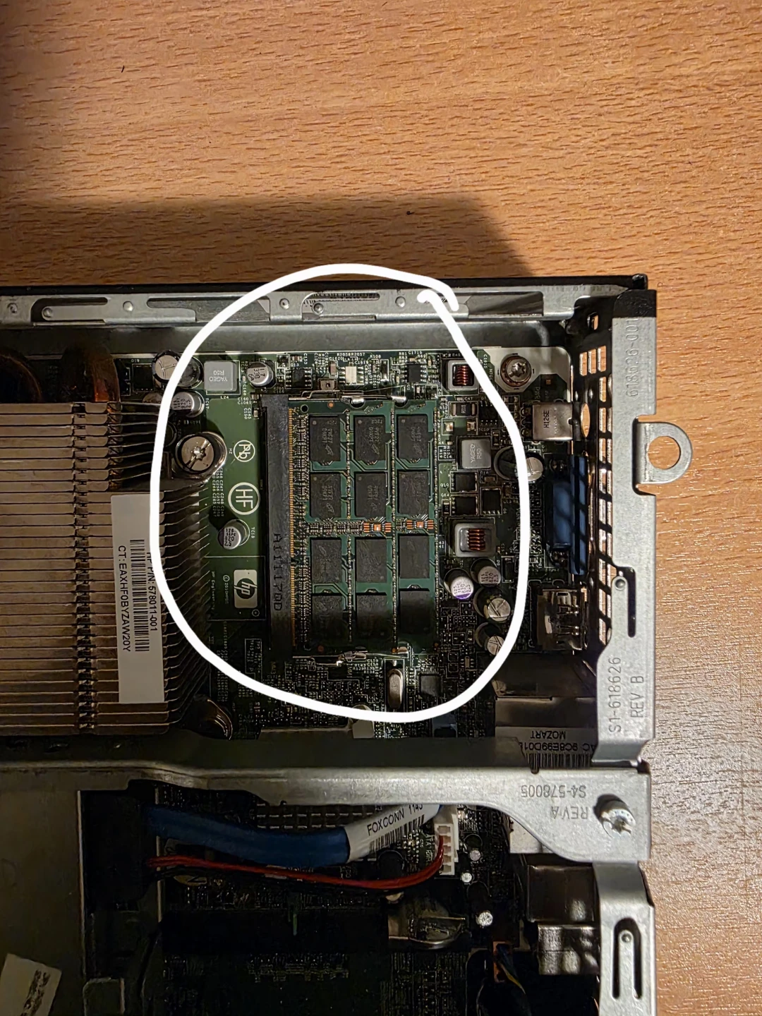 HP Compaq 8200 Elite Small Form Factor Desktop PC - photo 4