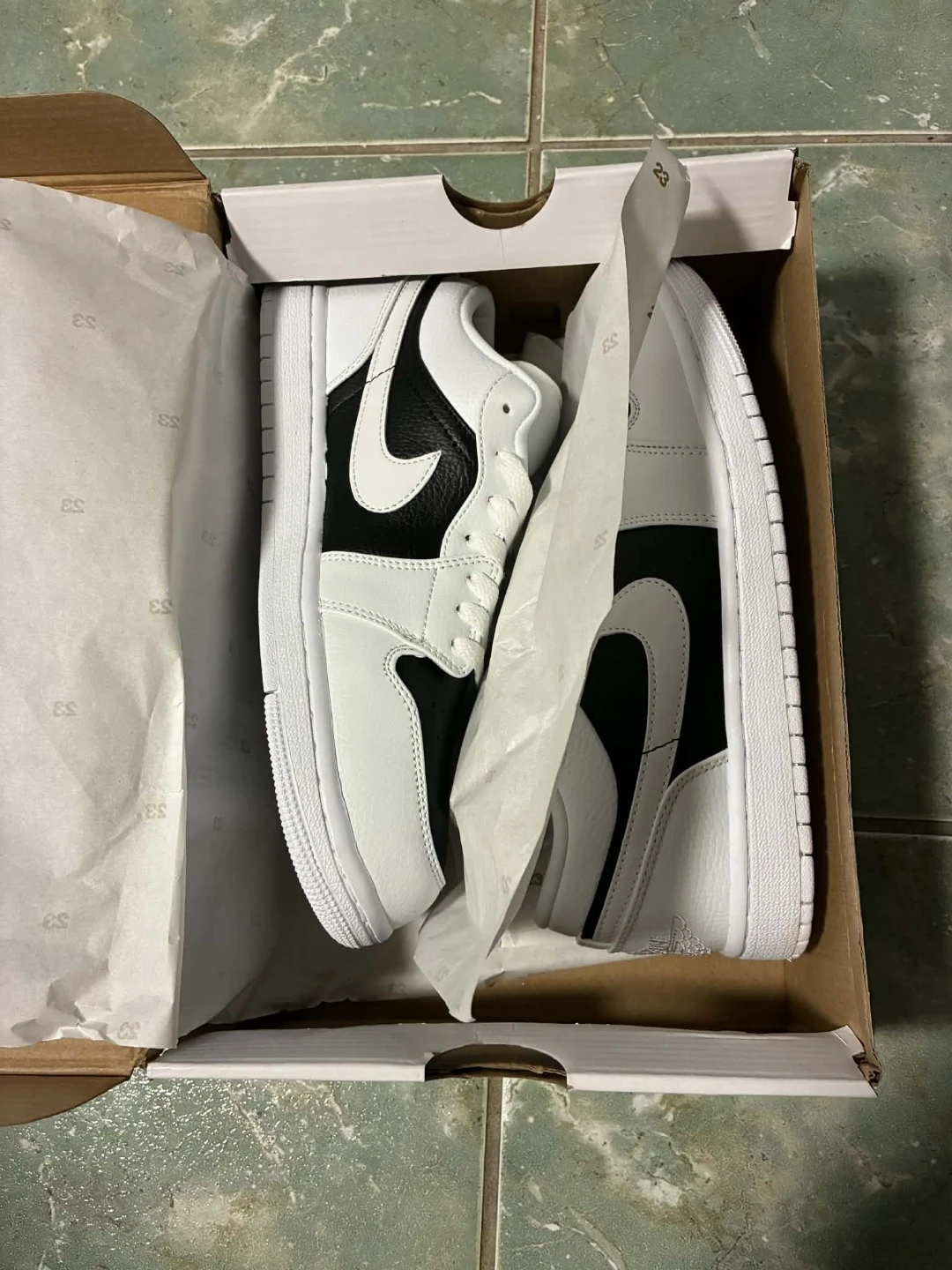 Nike Air Jordan 1 Low SE White/Black-Panda Size 8.5