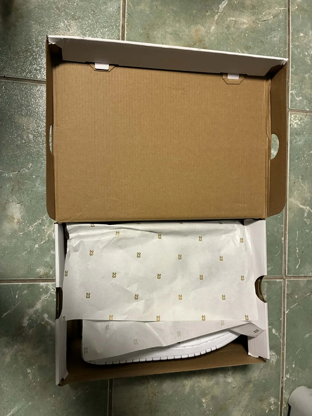 Nike Air Jordan 1 Low SE White/Black-Panda Size 8.5 - photo 2