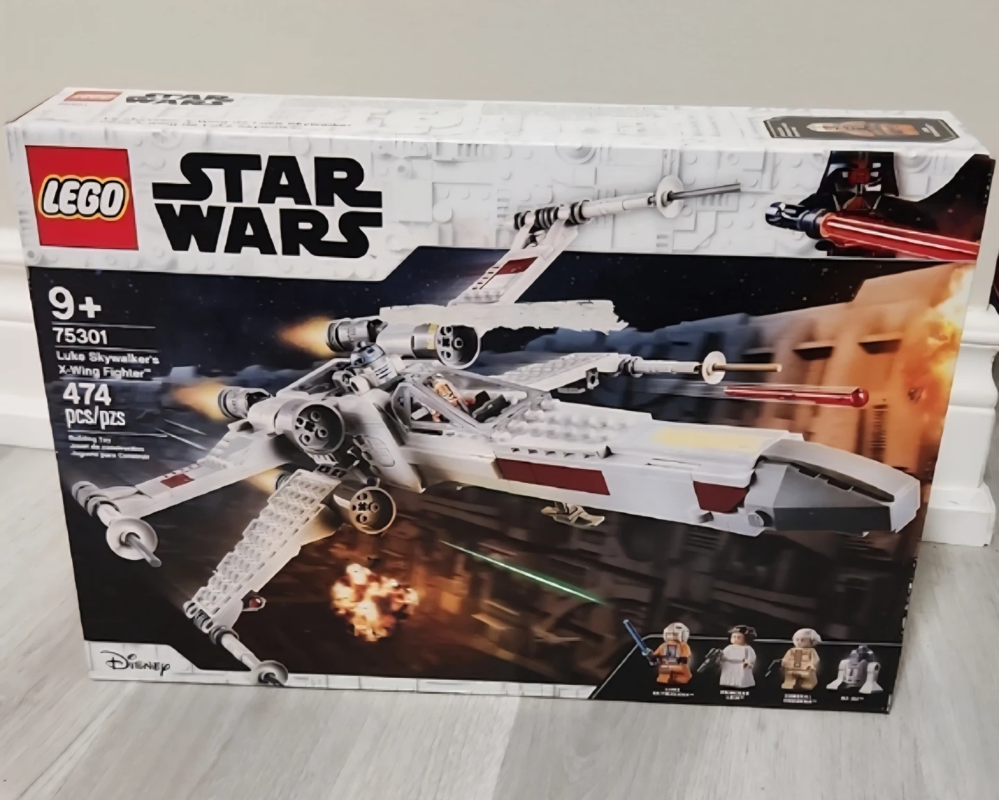 LEGO Star Wars Luke Skywalker's X-Wing Fighter (75301)