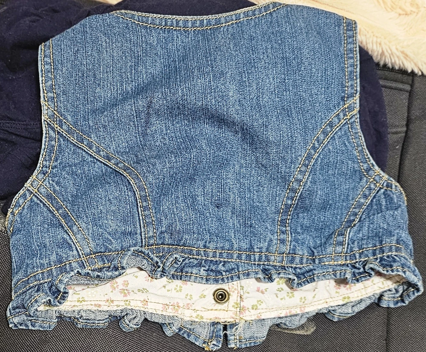 Cherokee Girls' Denim Vest Size 2 - photo 2