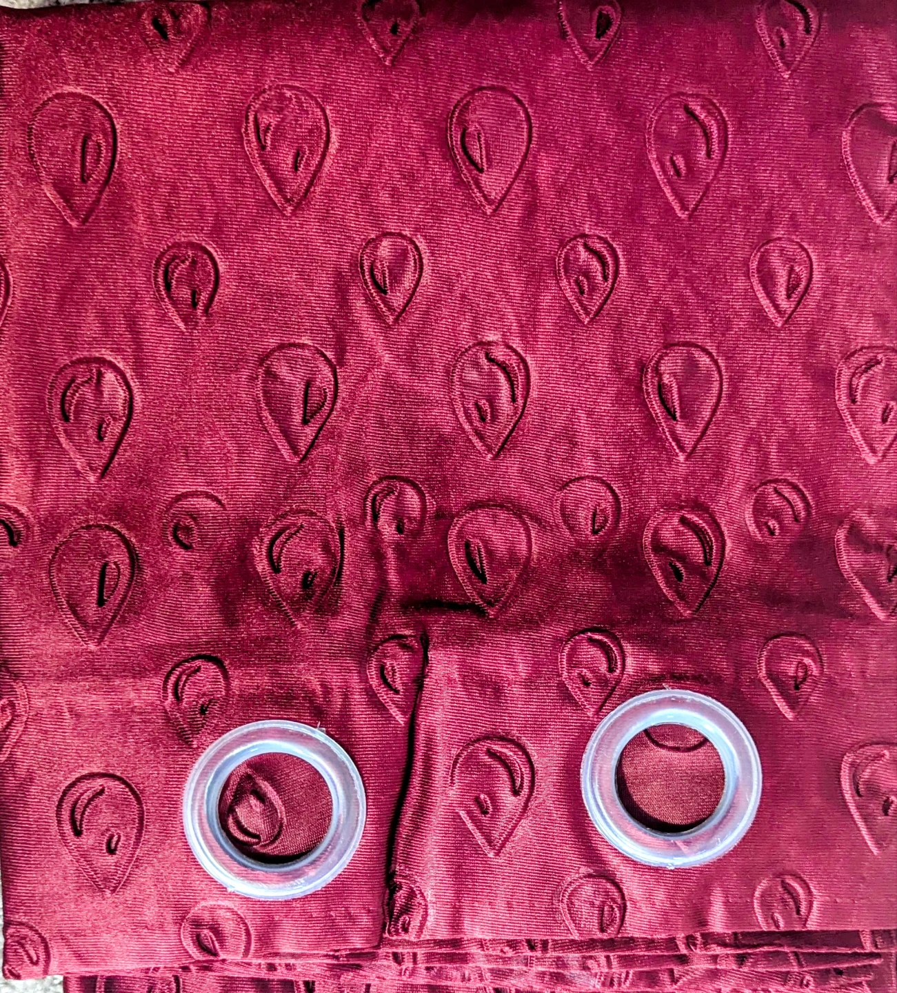 3 Burgundy Textured Curtains - photo 2