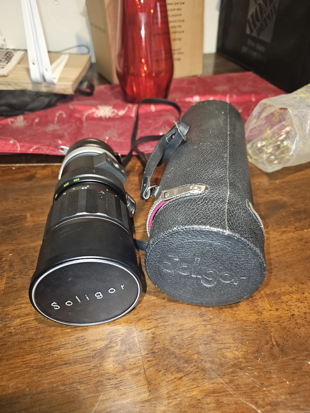 Soligor 75-260mm f/4.5 Auto Zoom Camera Lens - photo 2