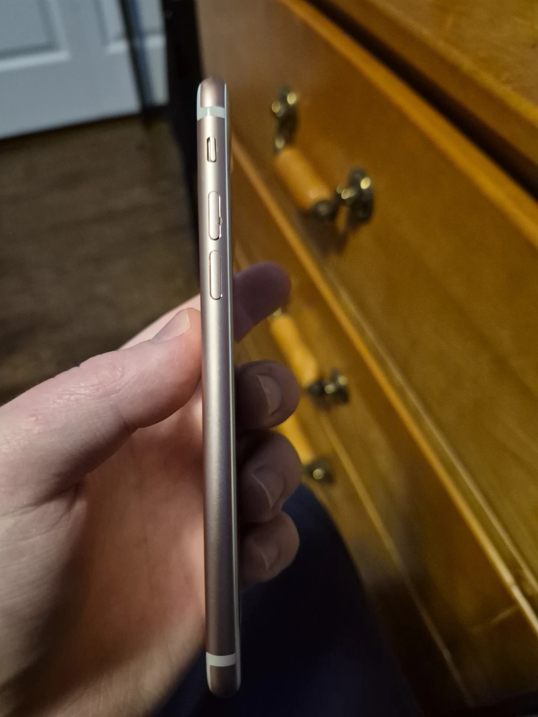 Apple iPhone 7 Rose Gold - Model A1778 - photo 3