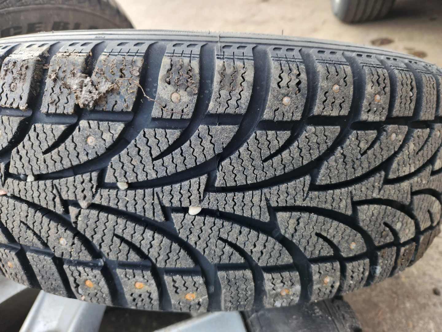 Sailun Ice Blazer WSTX Winter Tires with Studs - photo 5