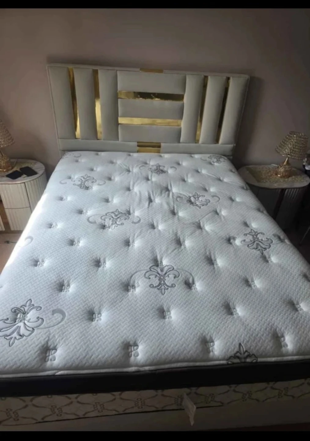 Stearns & Foster Oasis Ruby Isle II Eurotop Luxury Firm Mattress