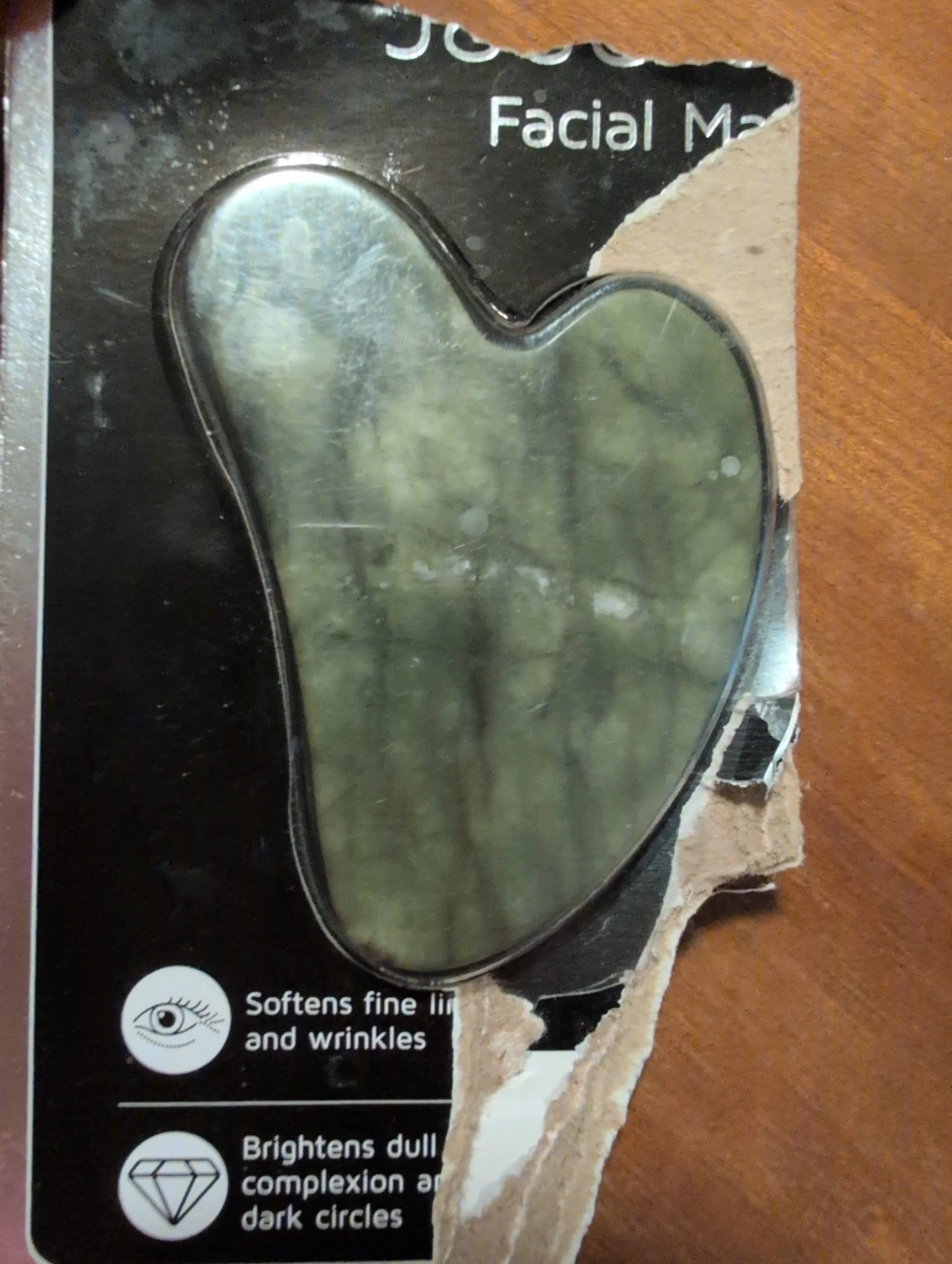 🥕 Jade Facial Gua Sha Massage Tool