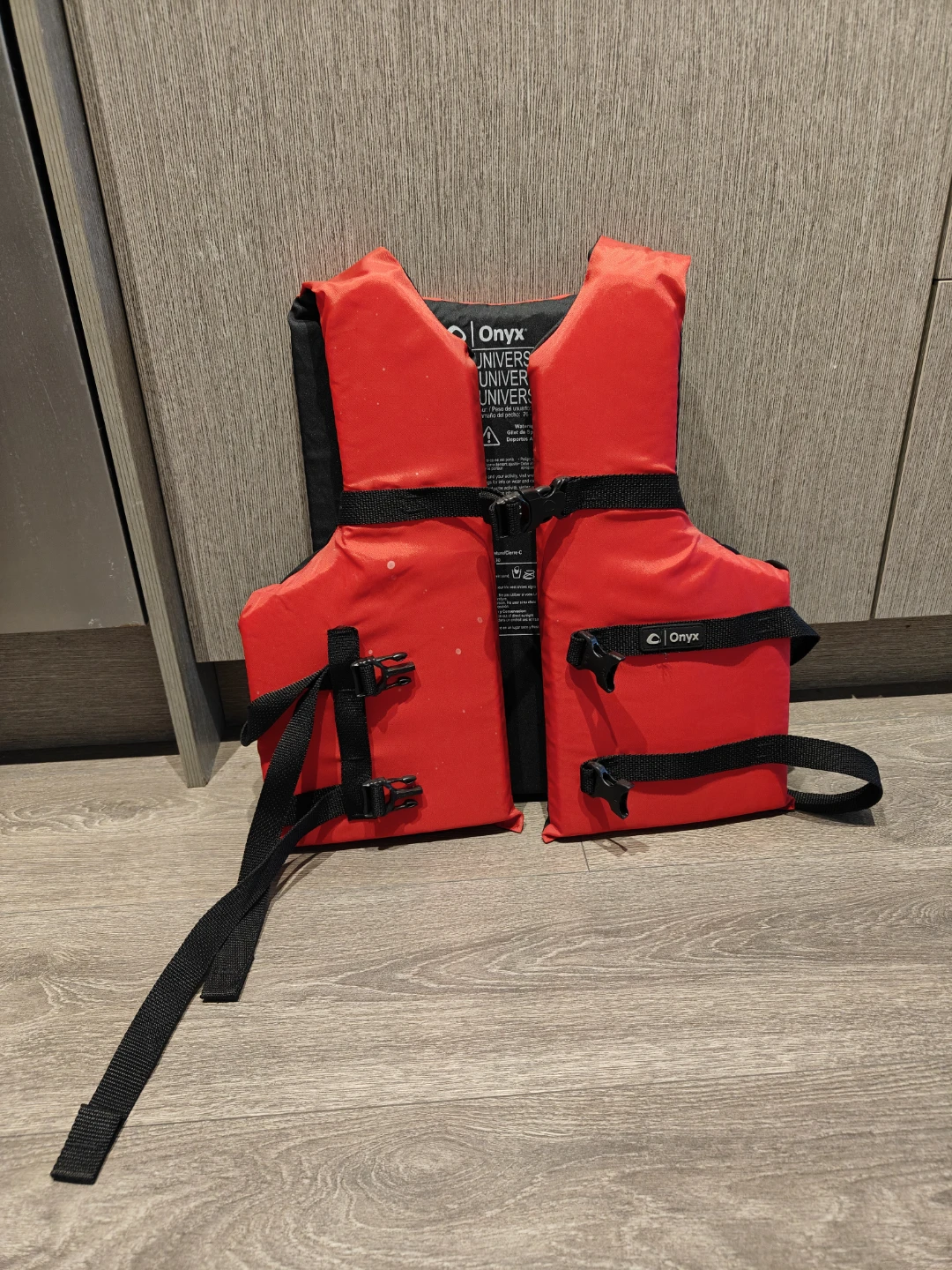 Onyx Adult Universal Life Jacket