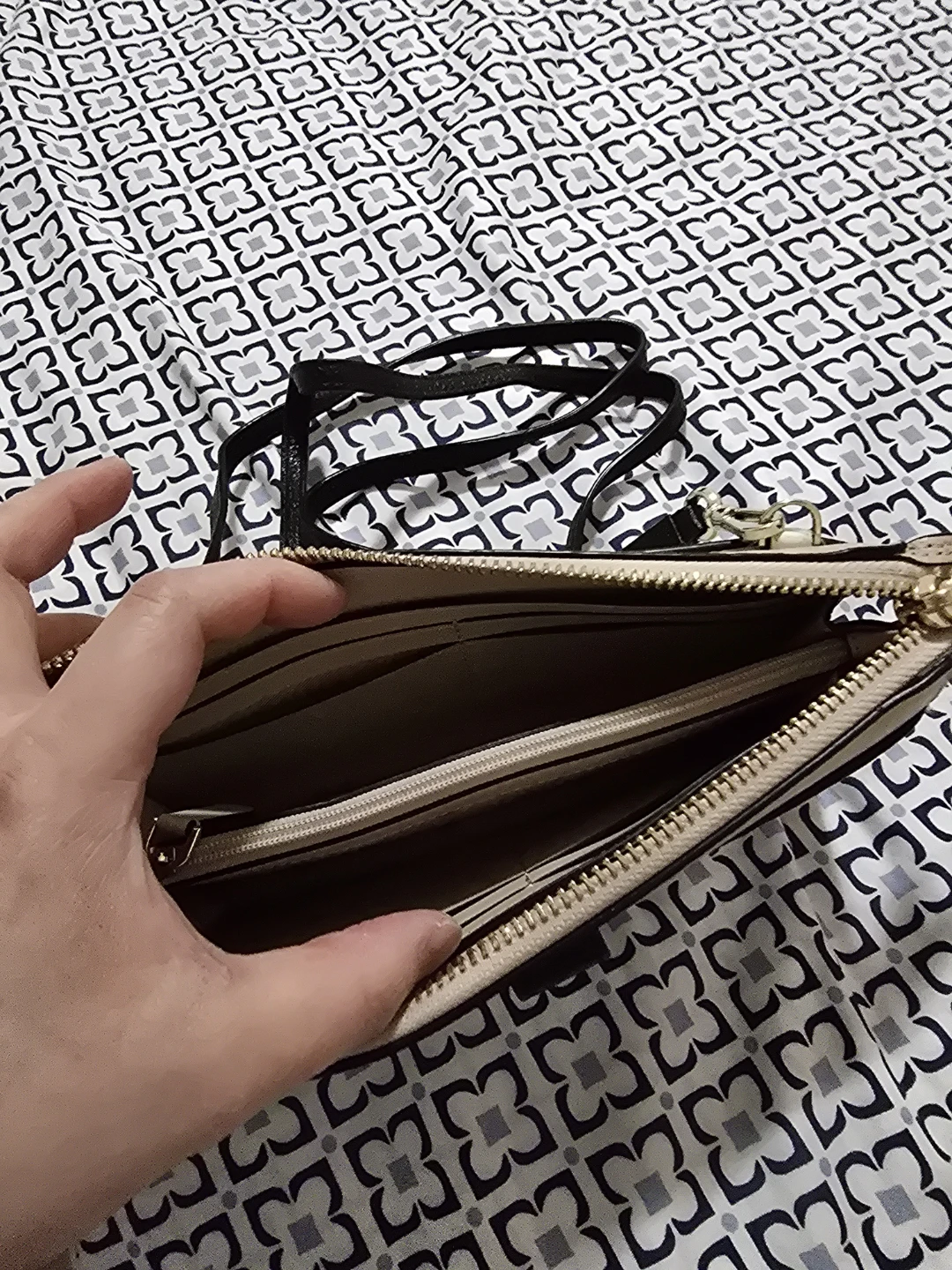 Kate Spade New York Crossbody Bag - photo 2