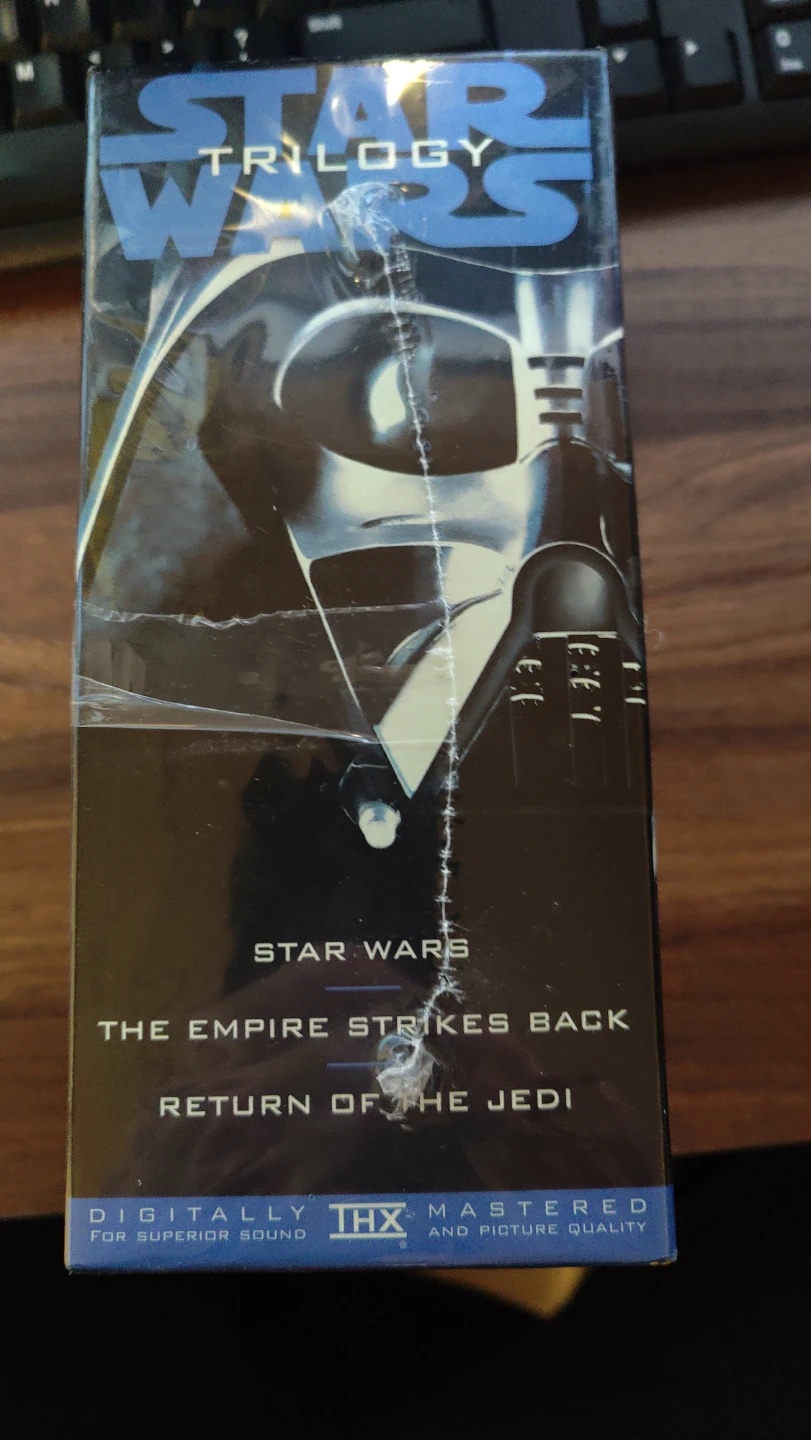 Star Wars Trilogy VHS Box Set unopened - photo 3
