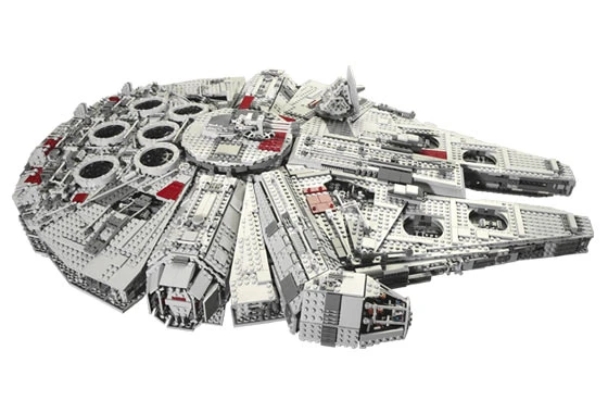 UCS Lego Millennium Falcon