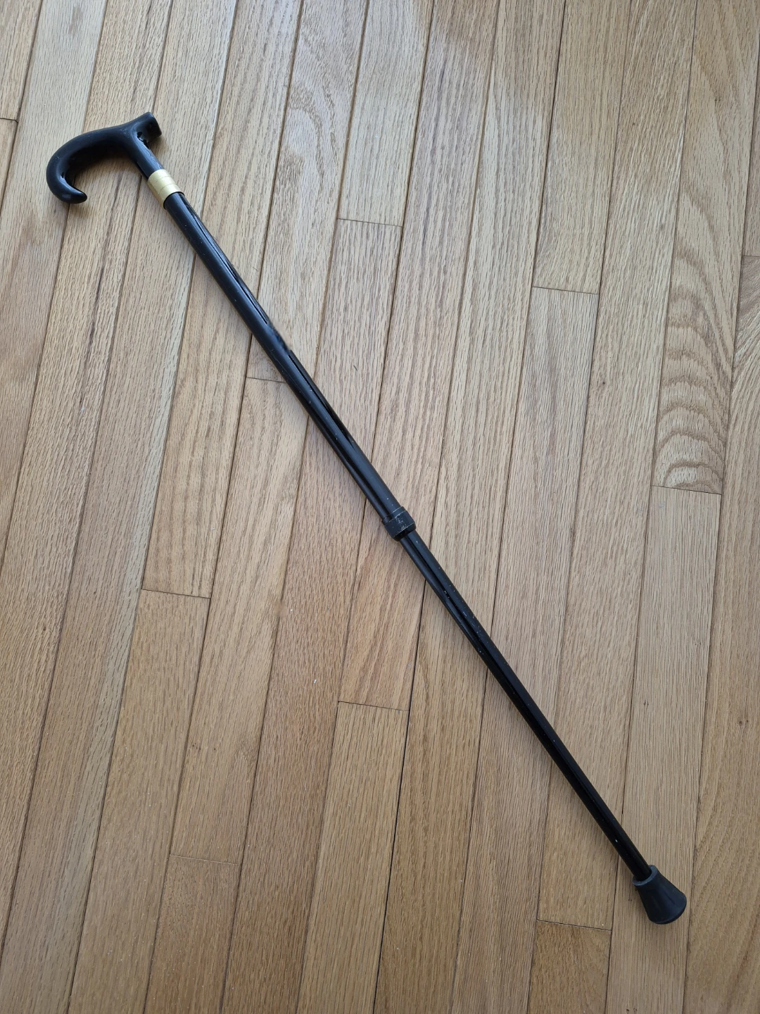 Adjustable Cane: Sturdy Metal