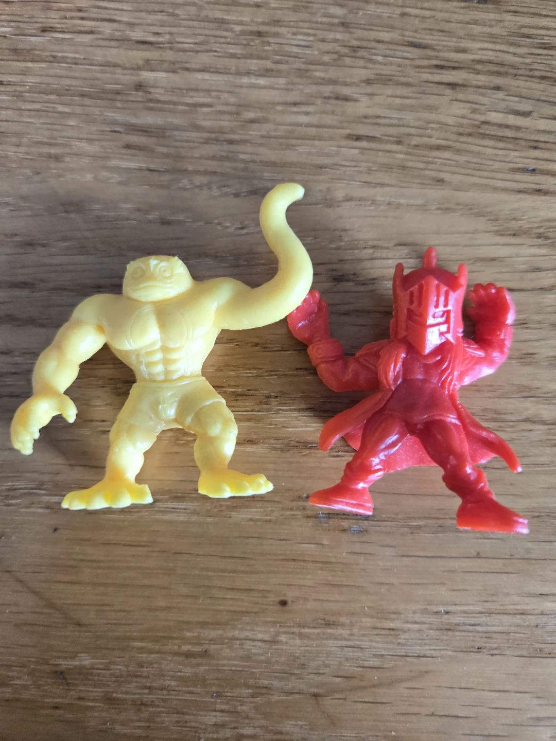 Vintage 2000 Mattel M.U.S.CL.E. Action Figures - set of 21