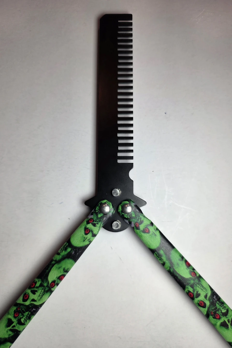 Stainless steel Folding Comb.Green💀Skull - photo 4