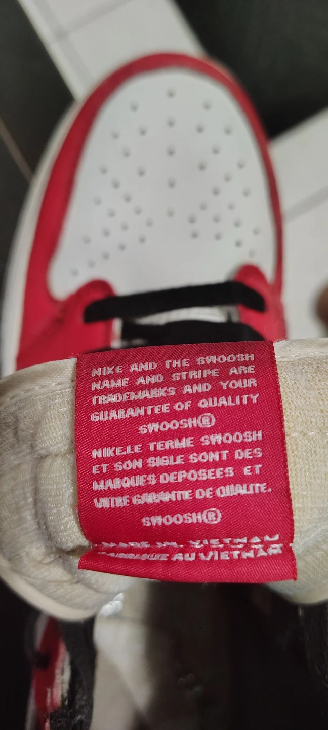 Nike Air Jordan 1 Chicago - photo 5