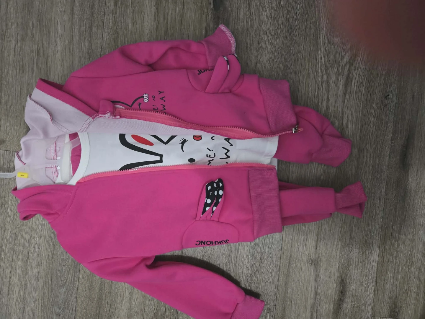 Kids Pink Bunny Tracksuit Set 3t 🥕