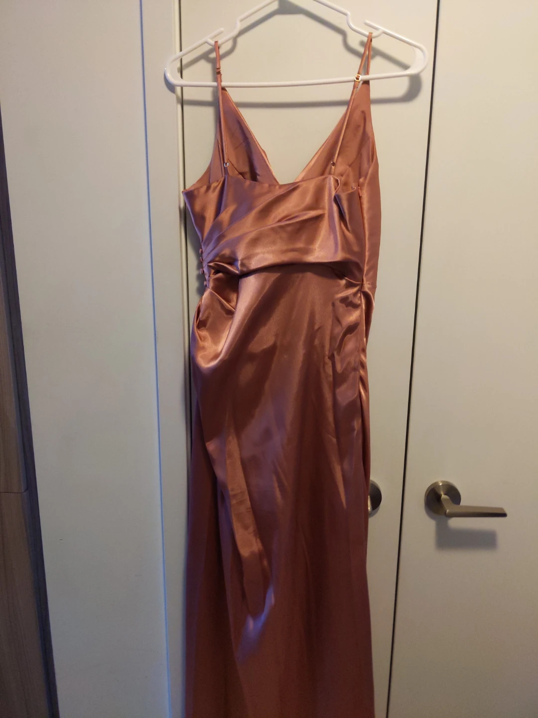 Satin Dress - Rose Gold. Size 4 - photo 4