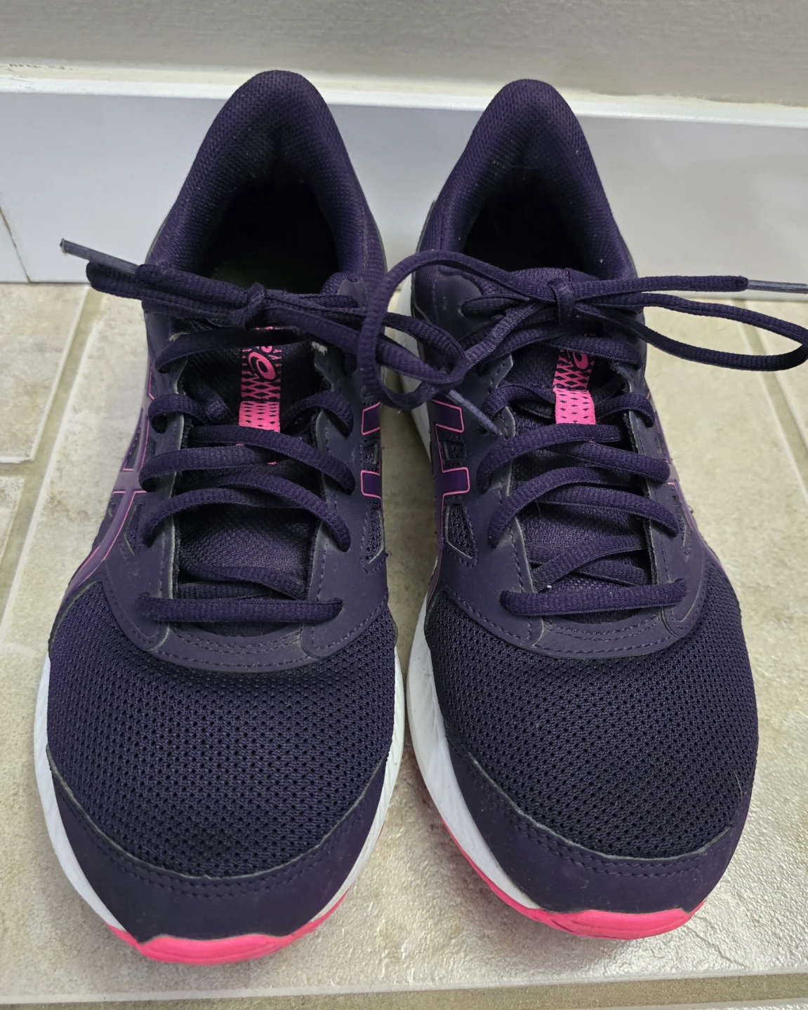 Women's Asics 8.5 - photo 4