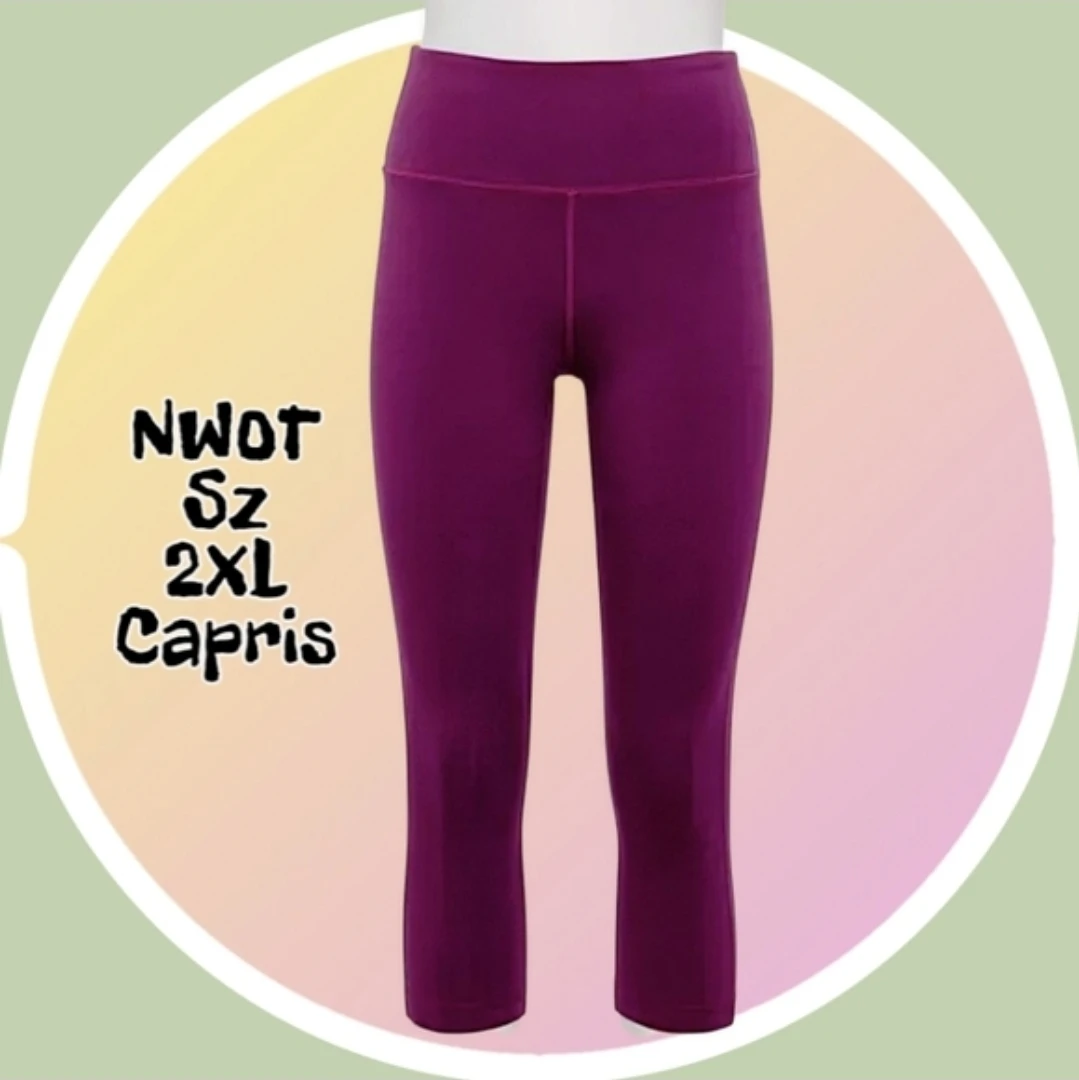NWT Berry Capris 2X High Waist Leggings 2 Pockets 🏆