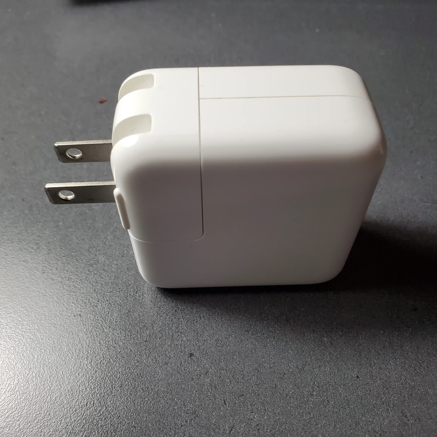 Apple 30W USB-C Power Adapter (fast charge iPhone)